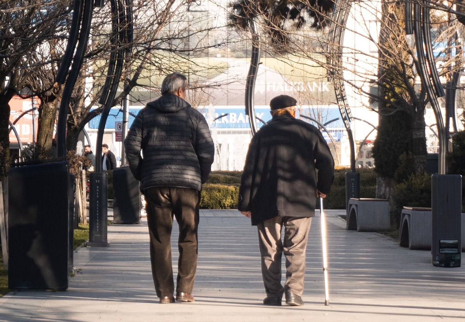 Το επίδομα των 400 ευρώ καταβάλλεται στις 30 Νοεμβρίου σε 2.197.000 δικαιούχους